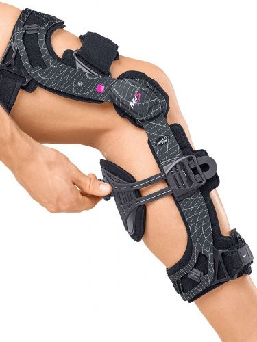 Ортез на коленный сустав G031D-2 Medi, сильная фиксация купить в OrtoMir24